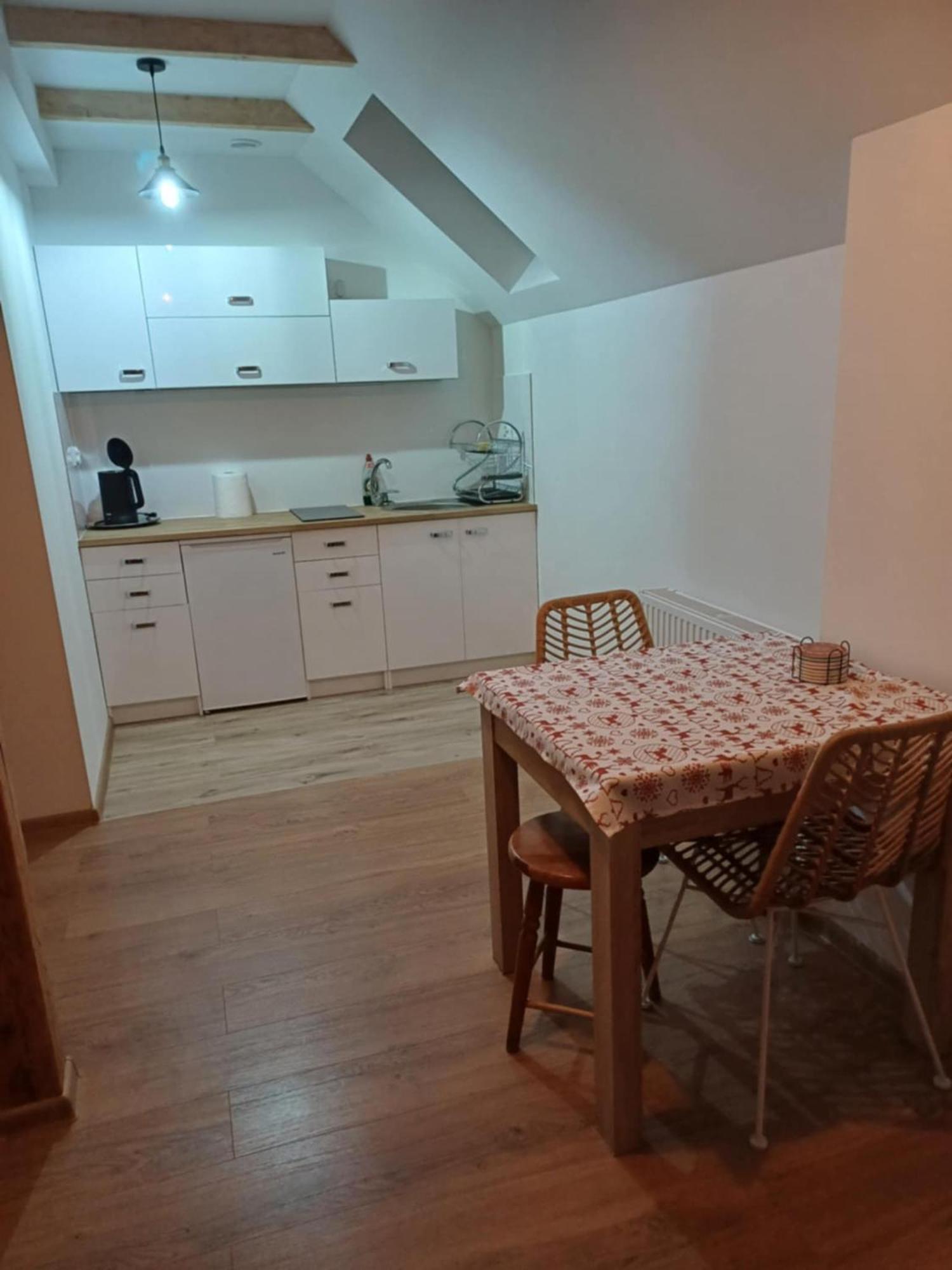 Apartamenty - Stara Stajnia - Na Krancu Swiata Miłków Εξωτερικό φωτογραφία